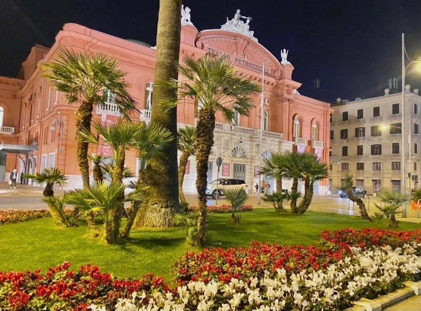 Calefati Gallery Luxury Apartment Bari Exteriér fotografie